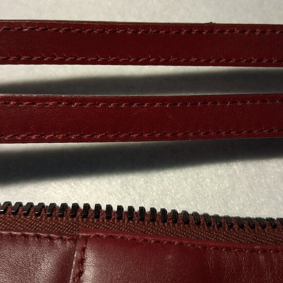 Gucci Burgundy Leather Clutch with COA - Picture 14 of 16